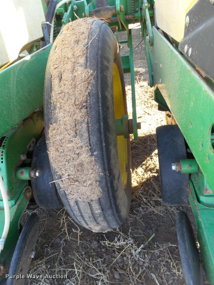image for item L1714 John Deere 1770 minimum till conservation planter