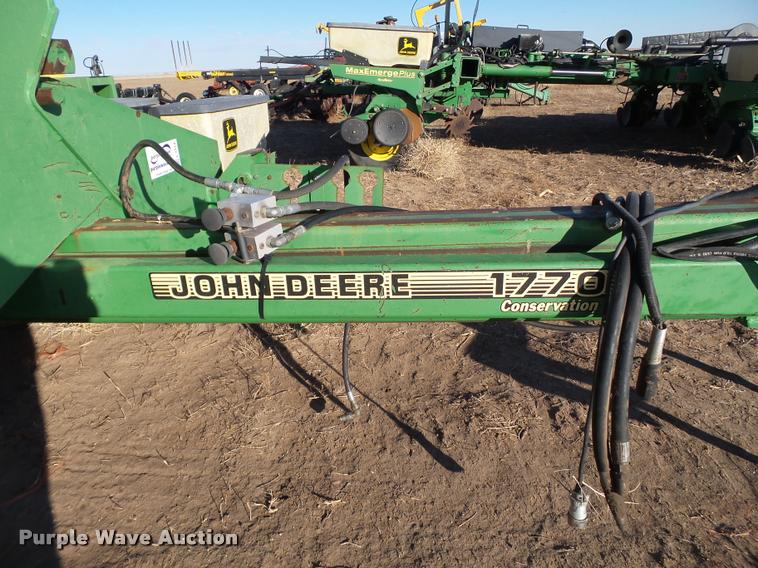image for item L1714 John Deere 1770 minimum till conservation planter