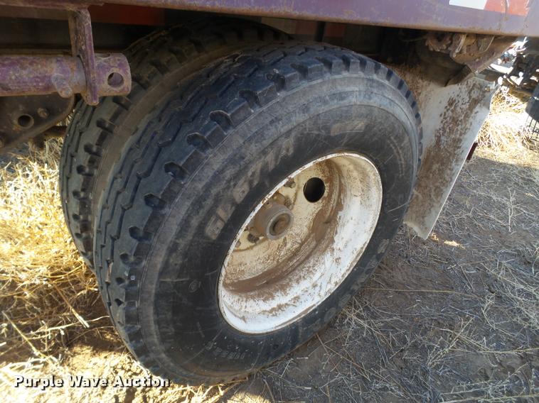 image for item L1715 (2) 1996 Utility flatbed trailers