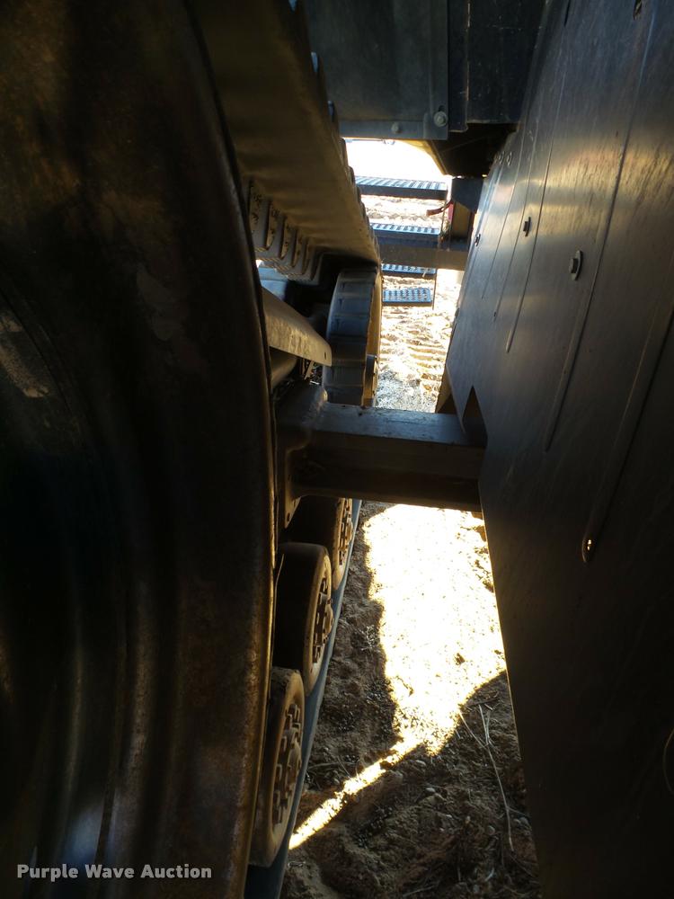 image for item L1716 Caterpillar Challenger 35 tractor