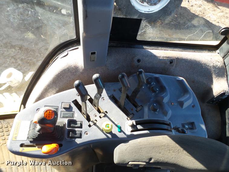 image for item L1716 Caterpillar Challenger 35 tractor