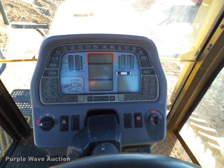 image for item L1716 Caterpillar Challenger 35 tractor