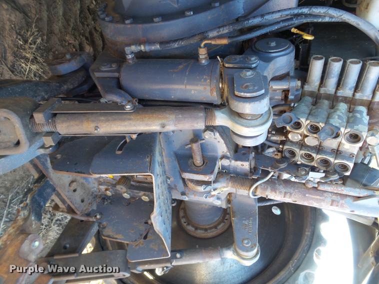 image for item L1716 Caterpillar Challenger 35 tractor