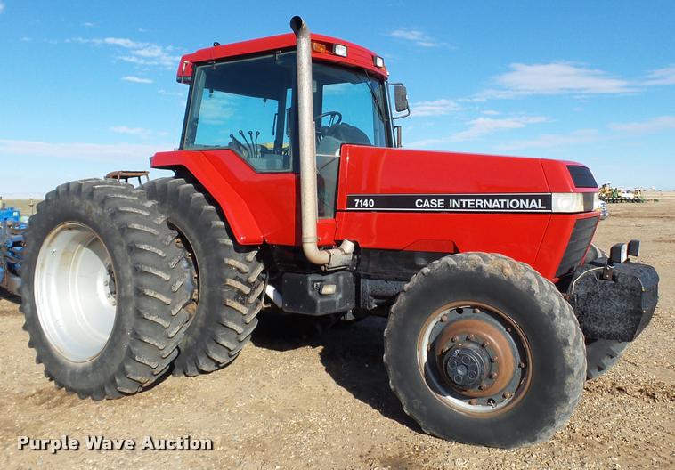 image for item L1717 1990 Case IH 7140 MFWD tractor