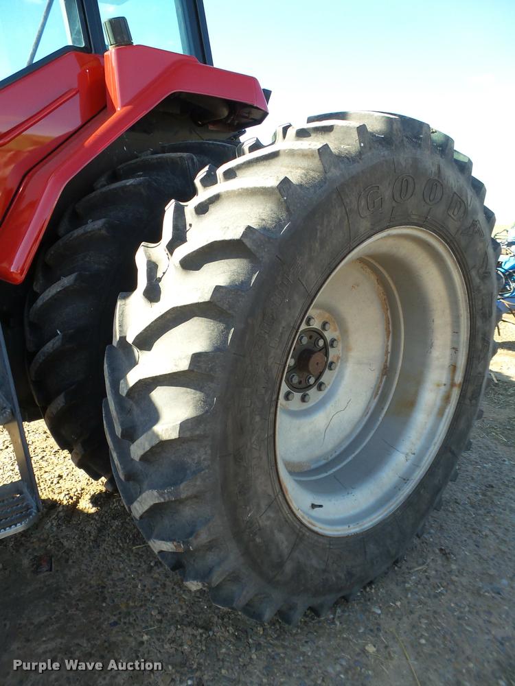 image for item L1717 1990 Case IH 7140 MFWD tractor