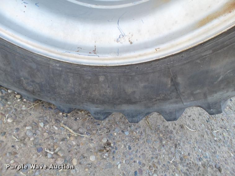 image for item L1717 1990 Case IH 7140 MFWD tractor