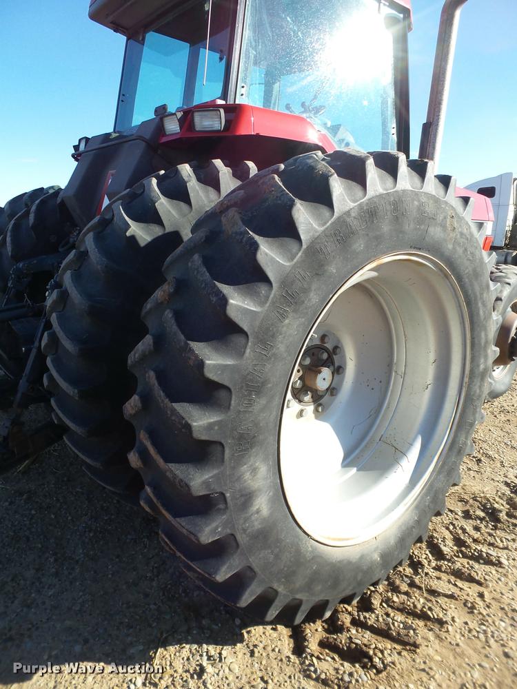 image for item L1717 1990 Case IH 7140 MFWD tractor