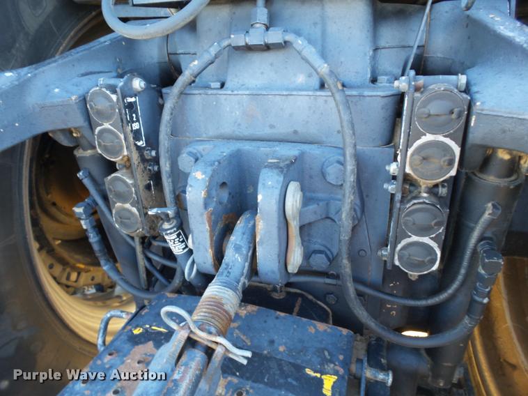 image for item L1717 1990 Case IH 7140 MFWD tractor