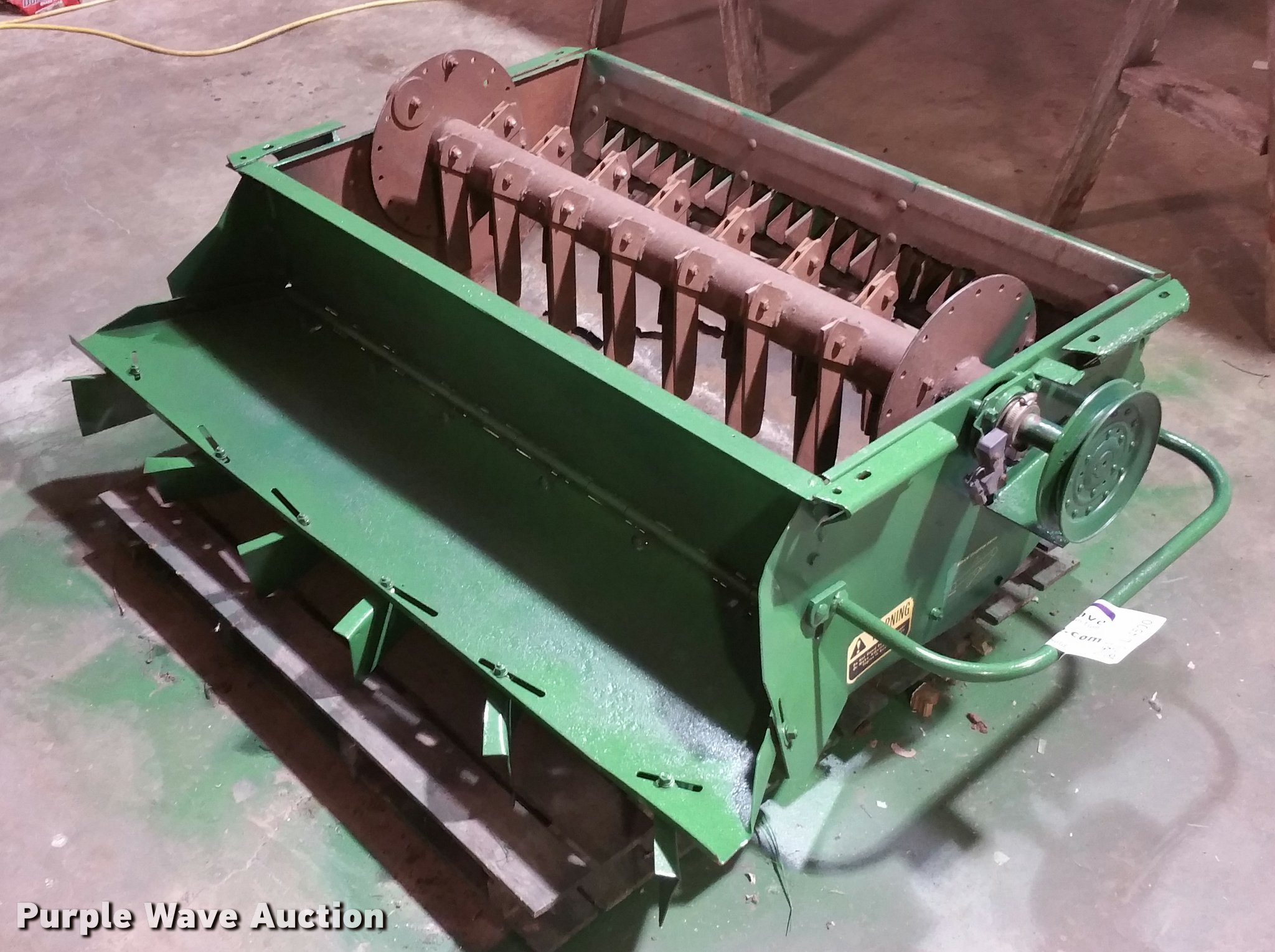 John Deere straw chopper in Belton, MO Item L4500 sold Purple Wave