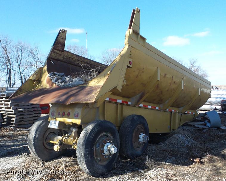 image for item AG9081 1959 Timpte end dump trailer