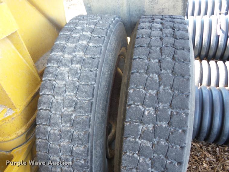 image for item AG9082 1964 Timpte end dump trailer