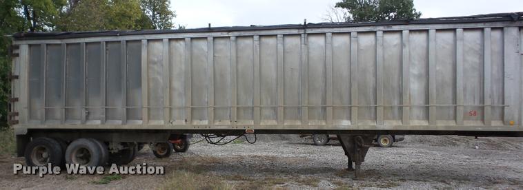 image for item AG9345 1992 Steco walking floor trailer