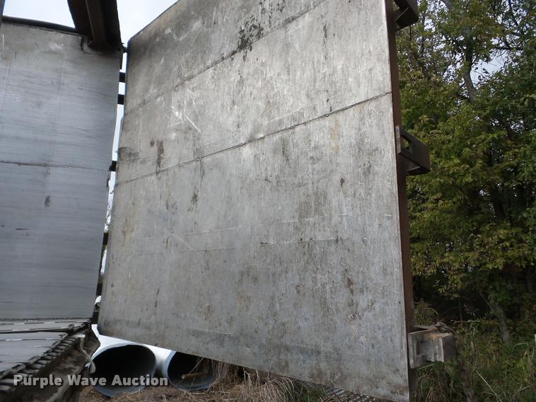 image for item AG9345 1992 Steco walking floor trailer