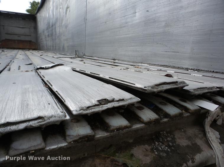 image for item AG9345 1992 Steco walking floor trailer