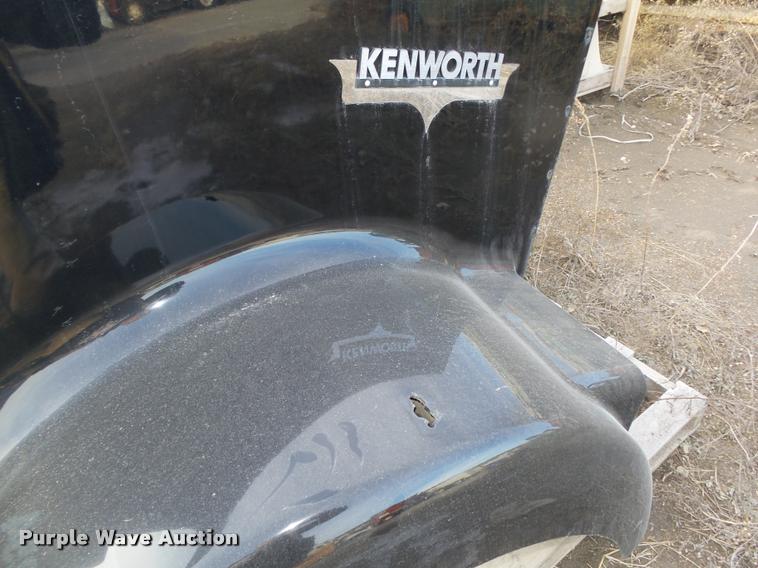image for item AU9681 Kenworth fiberglass hood