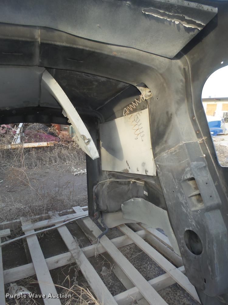 image for item AU9681 Kenworth fiberglass hood