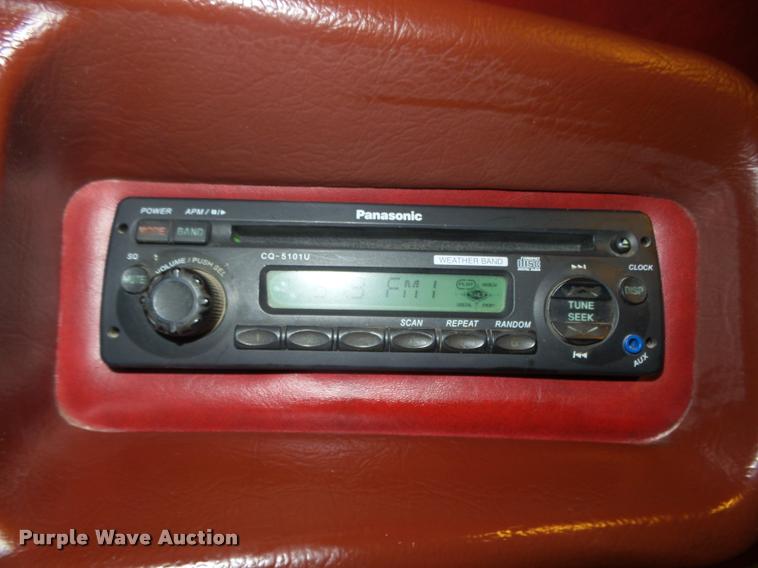 image for item DA0523 2003 Peterbilt 379 semi truck