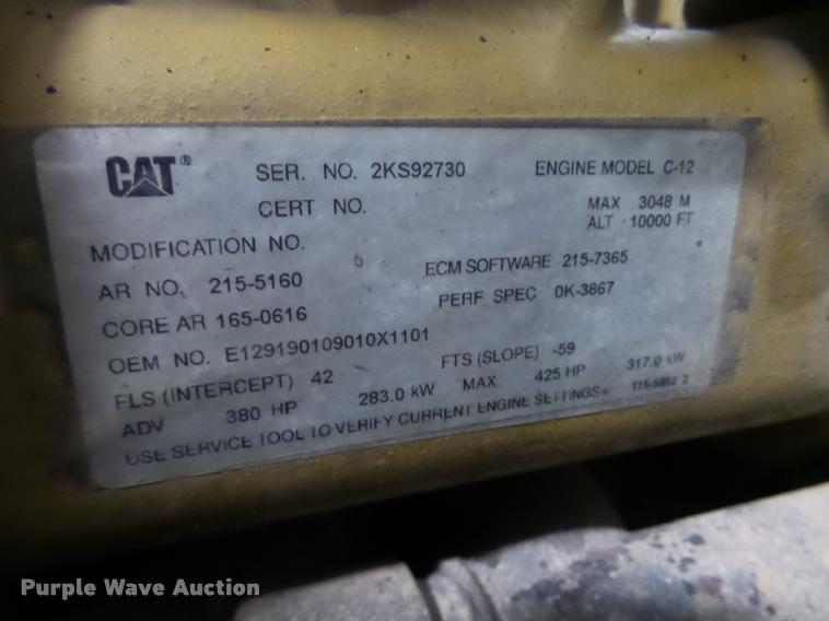 image for item DA0523 2003 Peterbilt 379 semi truck