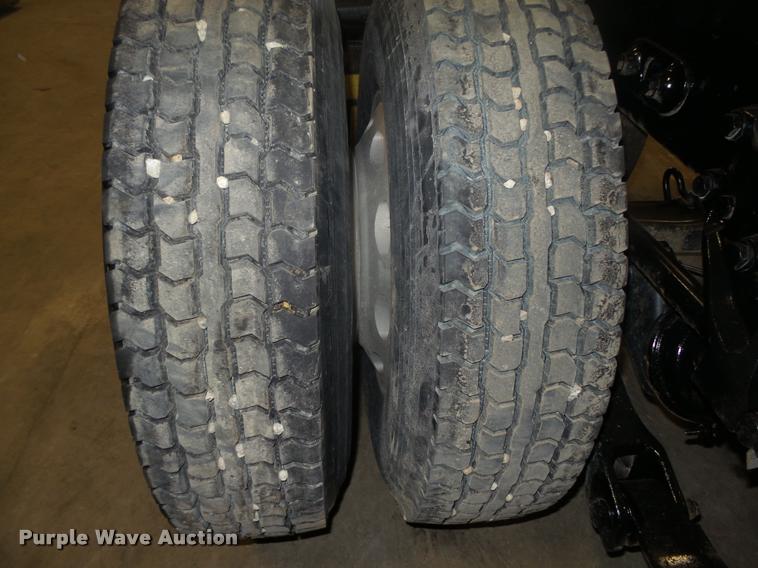 image for item DA0523 2003 Peterbilt 379 semi truck