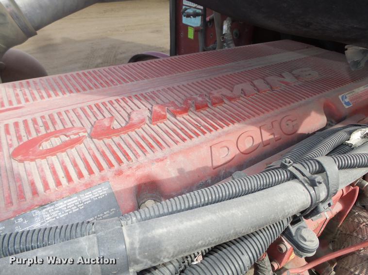 image for item DA0530 2009 Peterbilt 386 semi truck