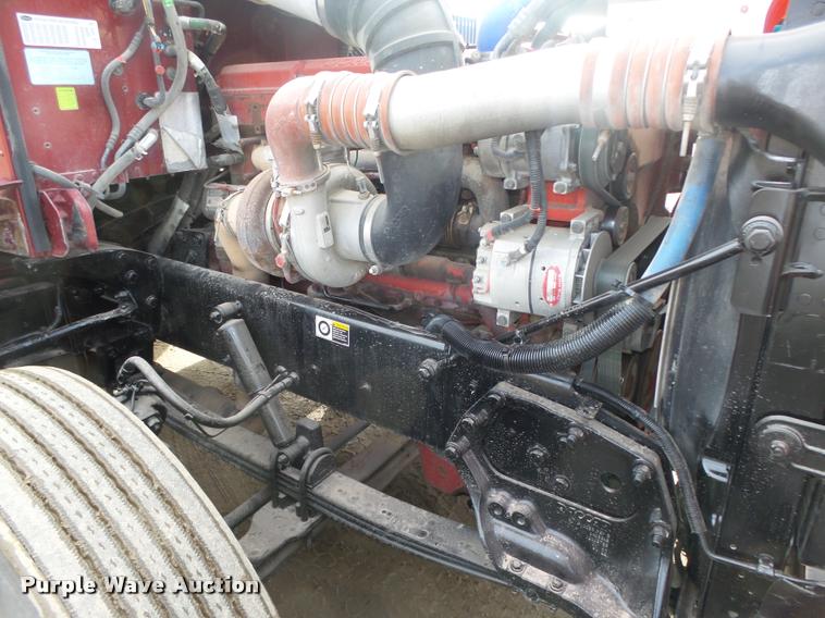 image for item DA0530 2009 Peterbilt 386 semi truck