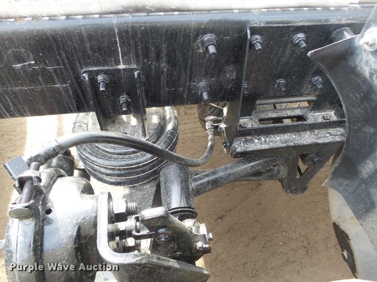 image for item DA0531 2003 Mack CH613 semi truck