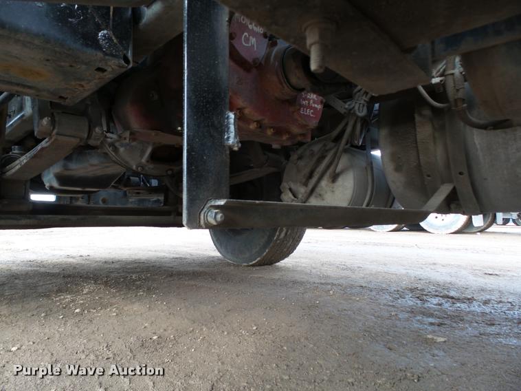 image for item DA0531 2003 Mack CH613 semi truck