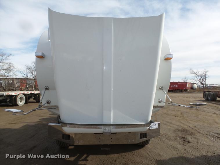 image for item DA0532 2003 Kenworth T800 semi truck