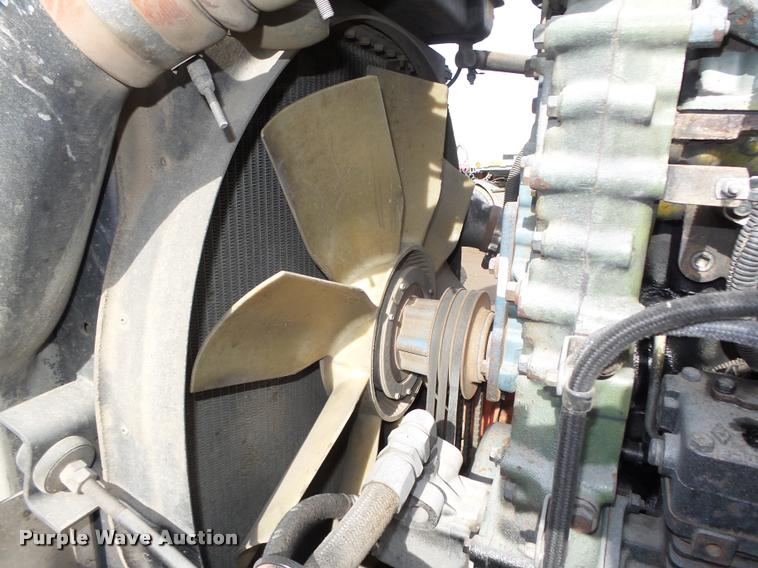 image for item DA0532 2003 Kenworth T800 semi truck