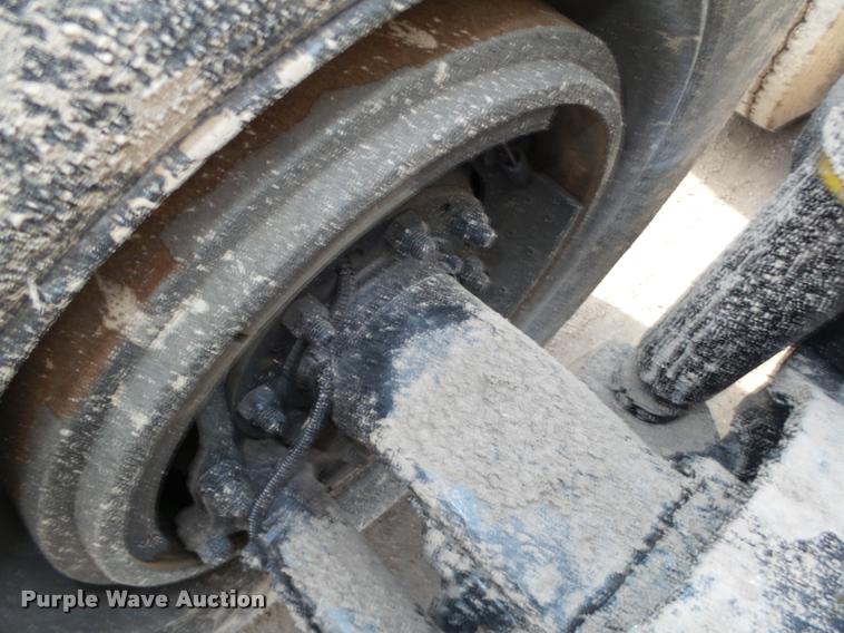 image for item DA0532 2003 Kenworth T800 semi truck