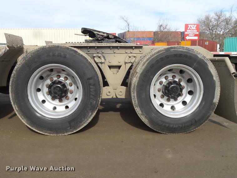 image for item DA0532 2003 Kenworth T800 semi truck