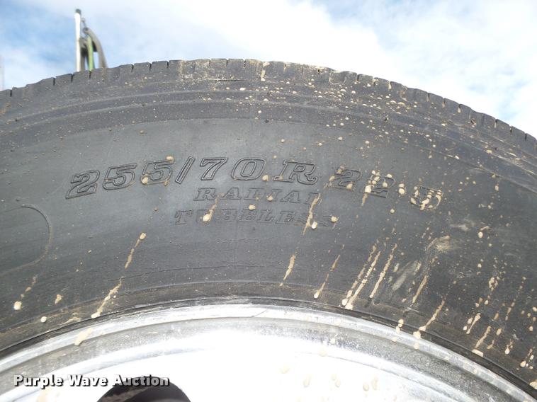 image for item DA0532 2003 Kenworth T800 semi truck