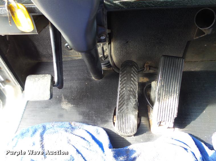 image for item DA0533 1999 Kenworth T800 semi truck