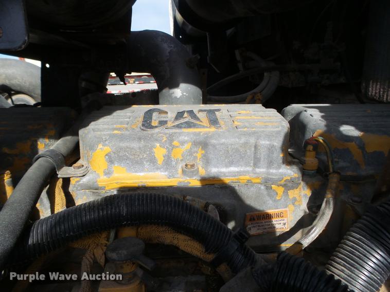 image for item DA0533 1999 Kenworth T800 semi truck