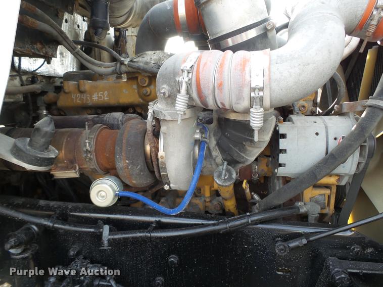 image for item DA0533 1999 Kenworth T800 semi truck