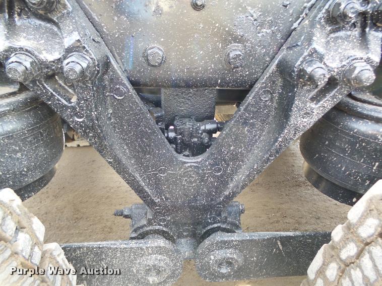 image for item DA0533 1999 Kenworth T800 semi truck