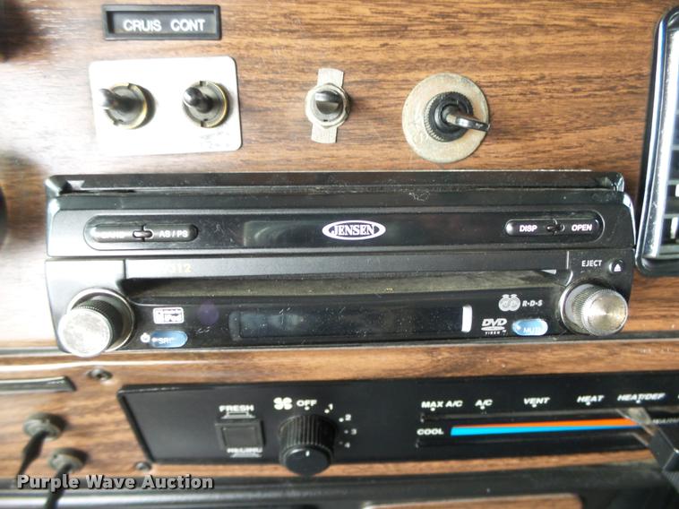 image for item DA0534 2002 Freightliner Classic XL FLD120 semi truck