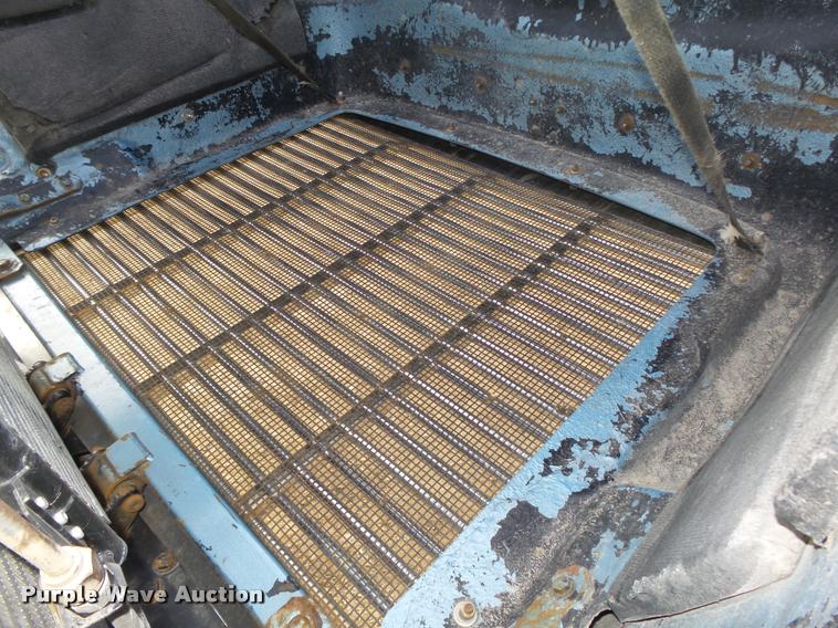 image for item DA0534 2002 Freightliner Classic XL FLD120 semi truck