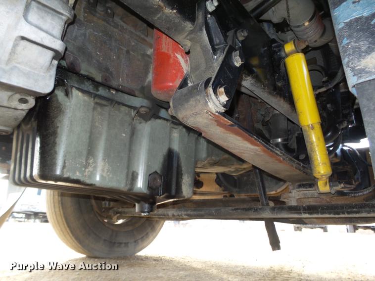 image for item DA0534 2002 Freightliner Classic XL FLD120 semi truck