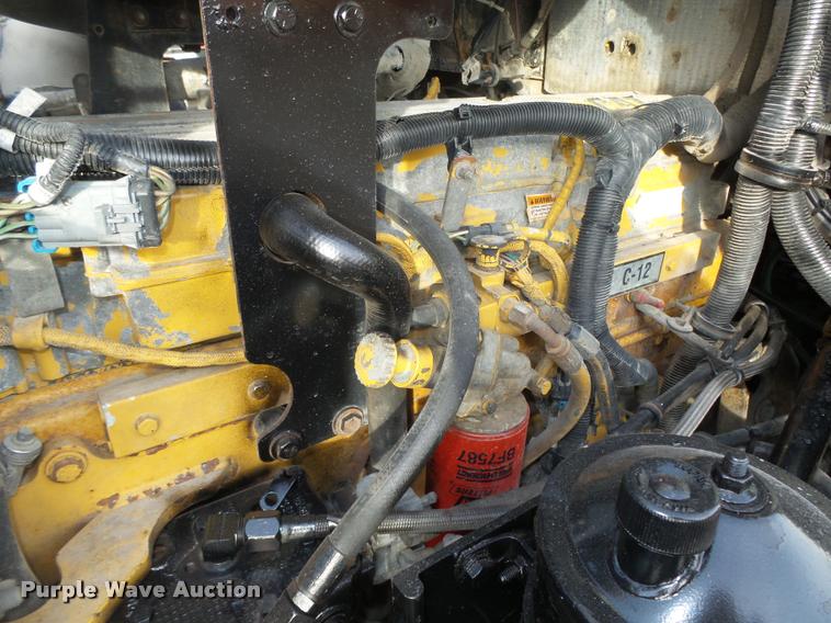 image for item DA0537 2000 Kenworth T800 semi truck