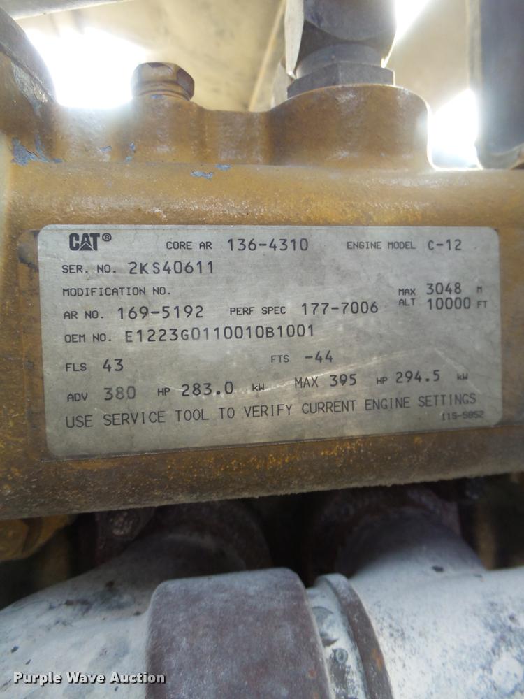 image for item DA0537 2000 Kenworth T800 semi truck