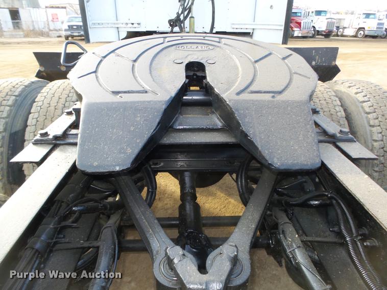 image for item DA0537 2000 Kenworth T800 semi truck