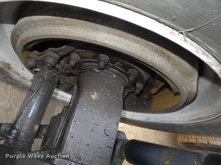 image for item DA0537 2000 Kenworth T800 semi truck