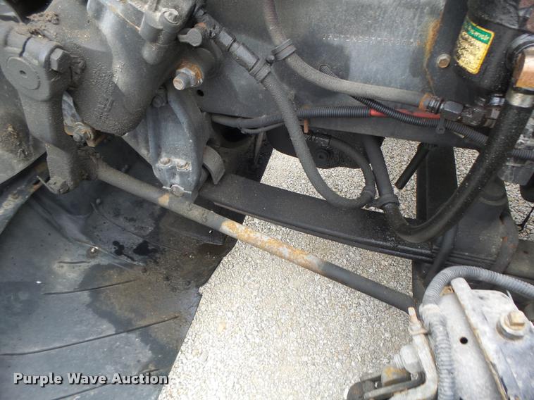 image for item DA3263 2000 Freightliner FLD semi truck