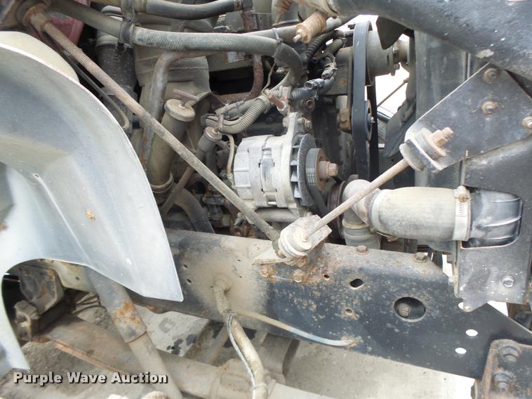 image for item DA3265 1995 International 8100 semi truck