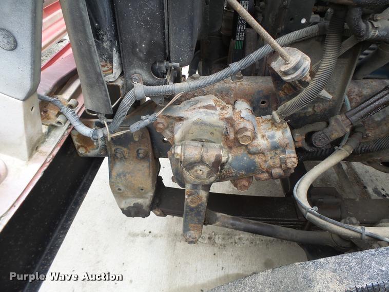 image for item DA3265 1995 International 8100 semi truck