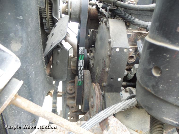 image for item DA3265 1995 International 8100 semi truck