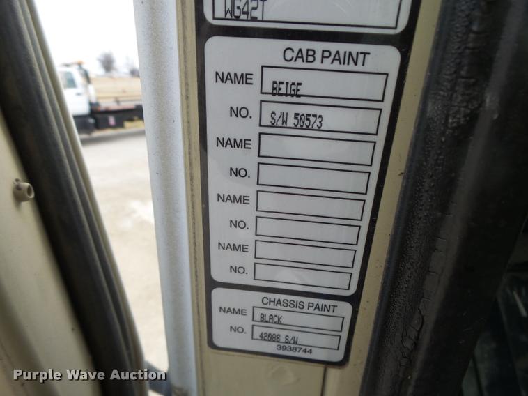 image for item DA3268 1996 Volvo WG semi truck