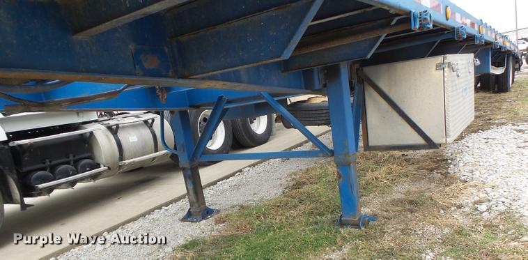 image for item DA3269 1993 Kalyn car carrier trailer