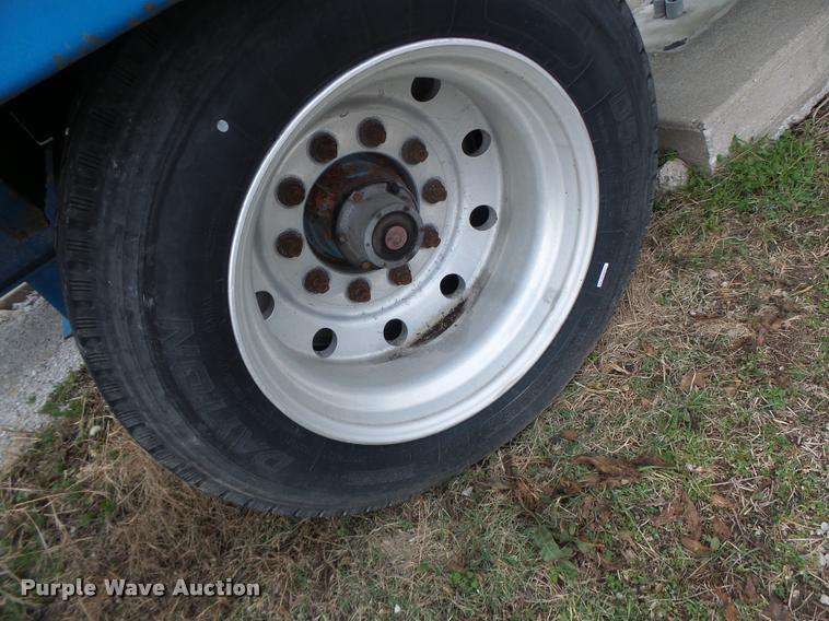 image for item DA3269 1993 Kalyn car carrier trailer